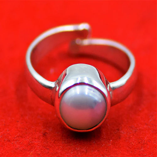 Pearl ring(मोती)